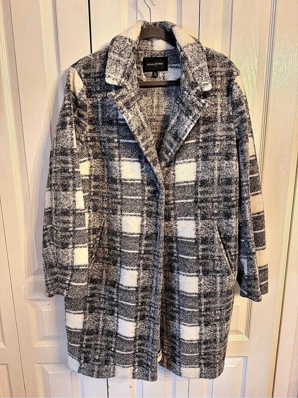 Banana Republic Plaid Coat in Gray & White Size XL